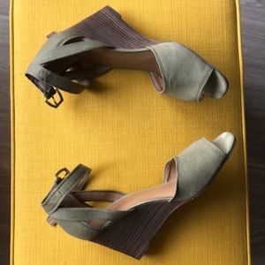 Franco Sarto army green wedges, Size 11